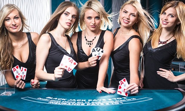 Live Casino tjejer